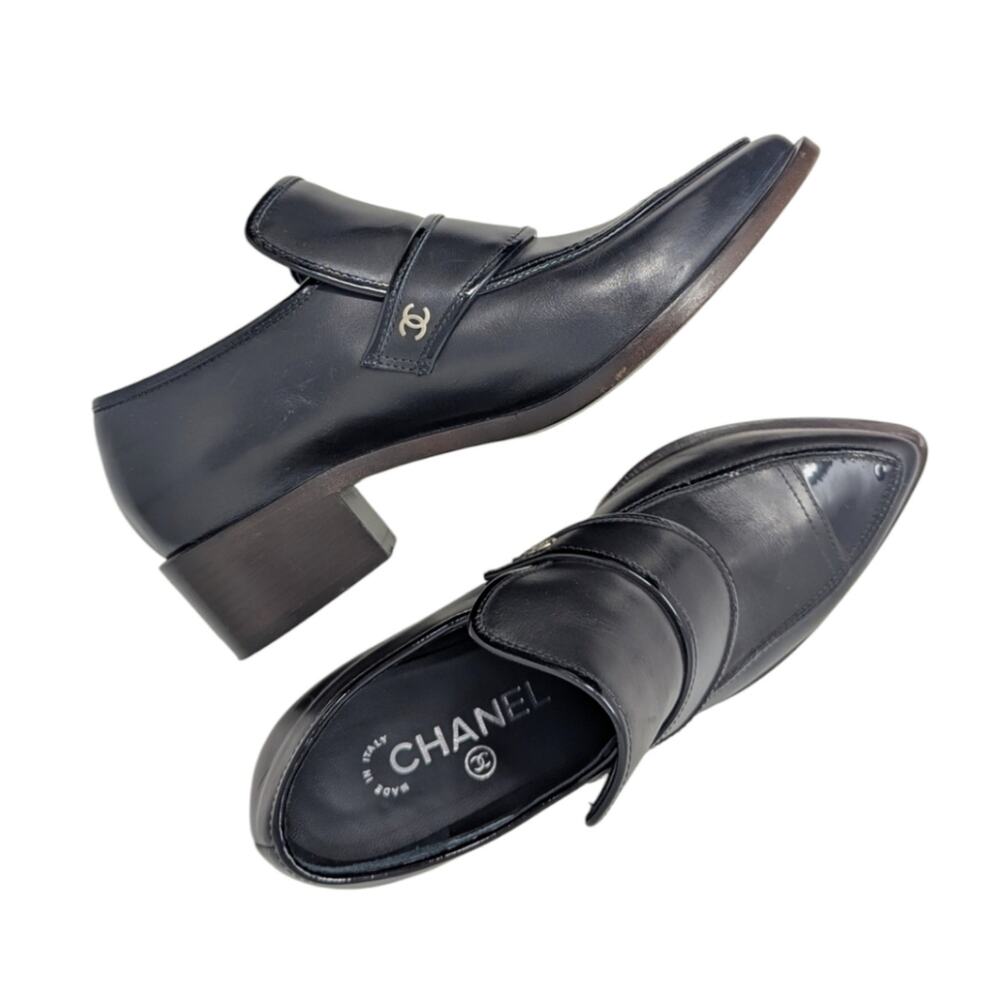 Chanel Loafer CC Logo Captoe Pointed Toe Leather Chunky Heel 36C | 5.5